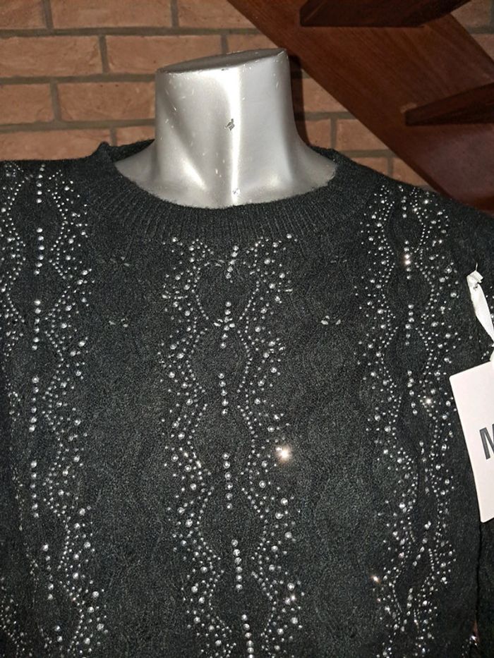 Pull à strass - photo numéro 2