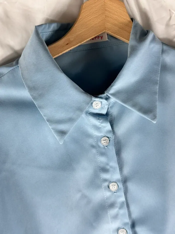 Chemise cintrée bleu YesStyle - photo numéro 4