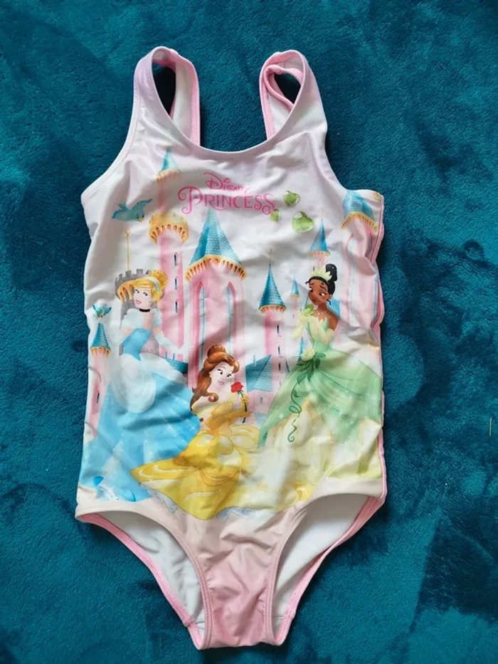 Maillot de bain princesse h&m 7/8ans