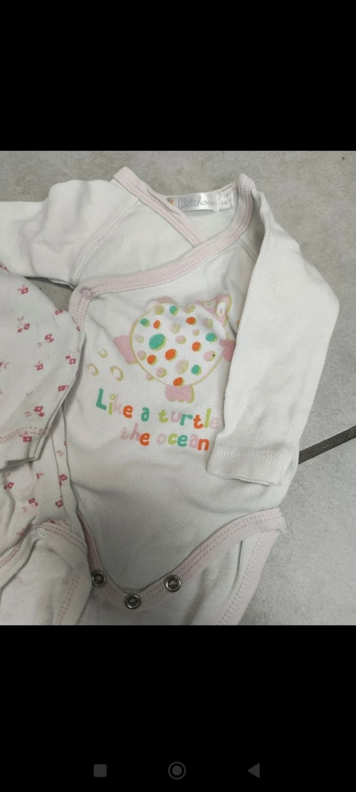 Lot de 5 body en un mois - photo numéro 6