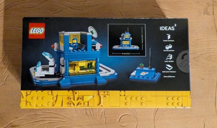 LEGO 40786 Centre de contrôle miniature - photo numéro 2