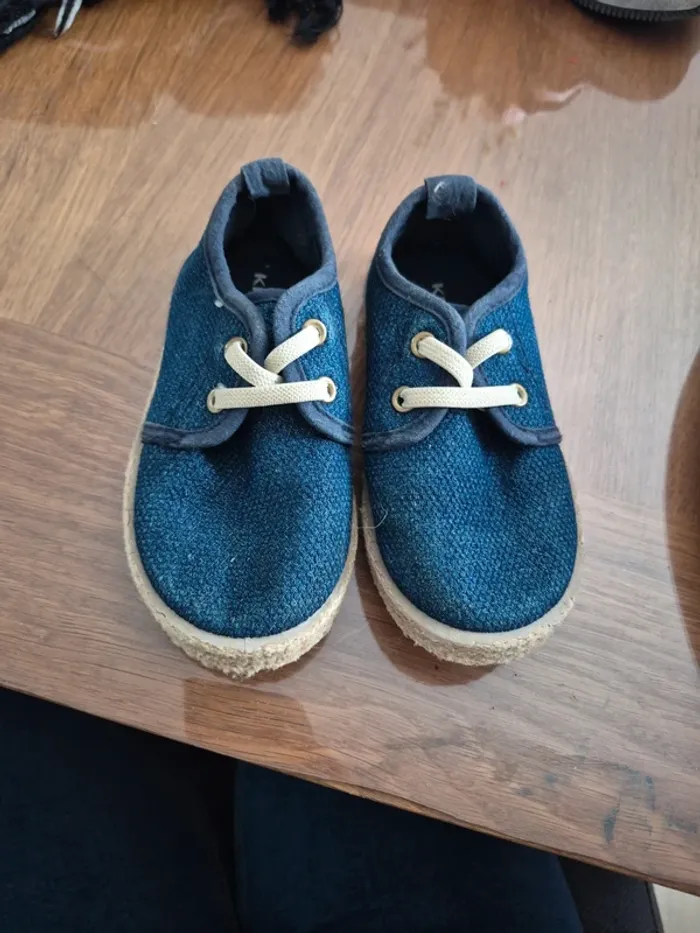 Espadrilles avec faux lacets élastiques