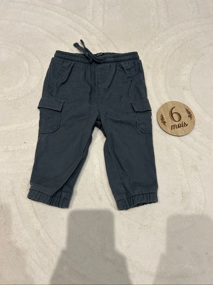 Pantalon cargo