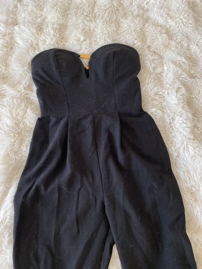 Jolie combinaison bustier noire Asos taille 34