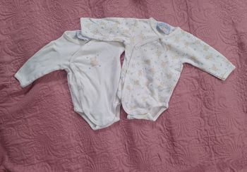 Lot de 2 bodies manche longue bébé naissance 50 cm 
Baby's line by kitiwatt