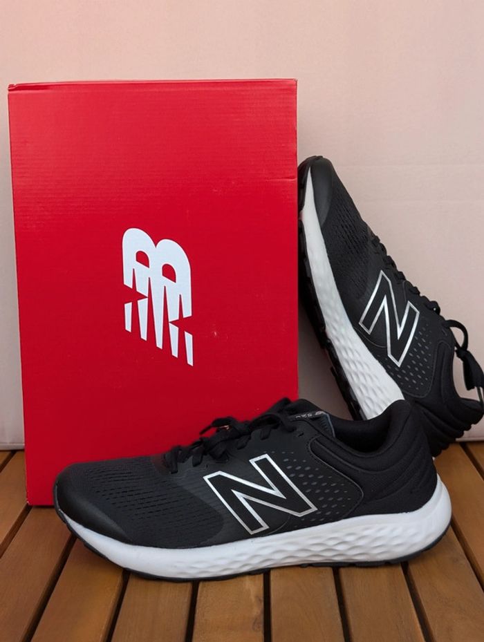 Baskets running Newbalance 520 T44.5 / 10 - Neuf - photo numéro 2