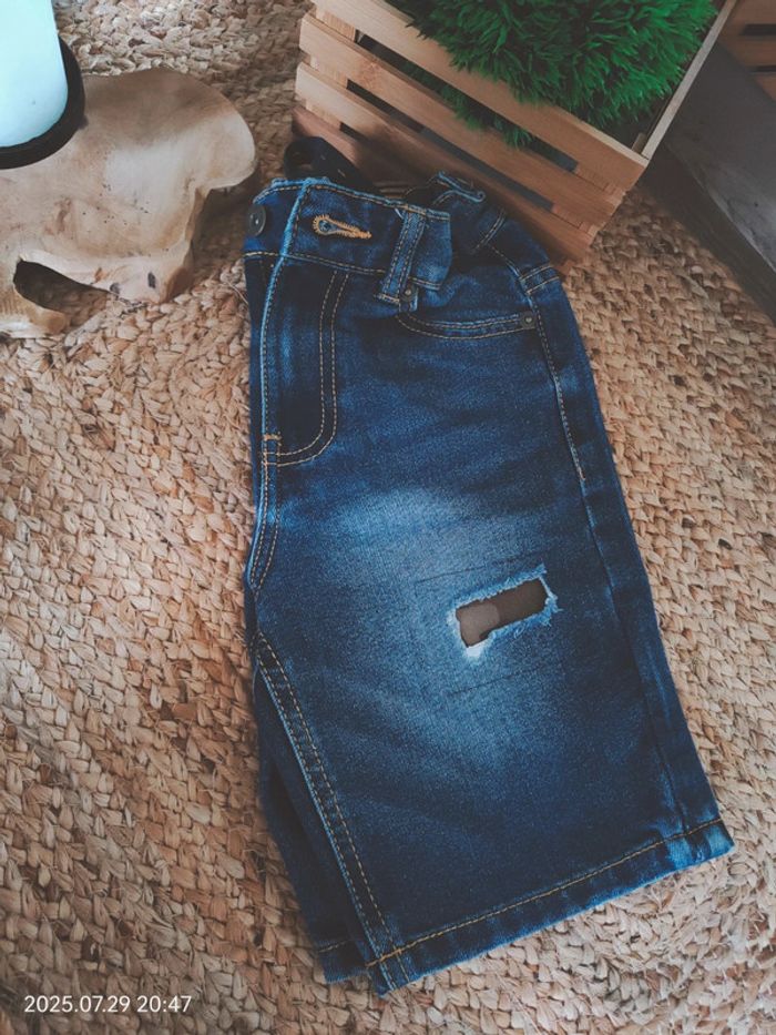 Bermuda US jeans 6 ans - photo numéro 4