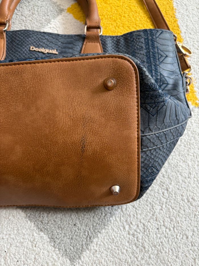 Sac à main Desigual | Bleu marine et marron | 39 X 24 cm - photo numéro 4