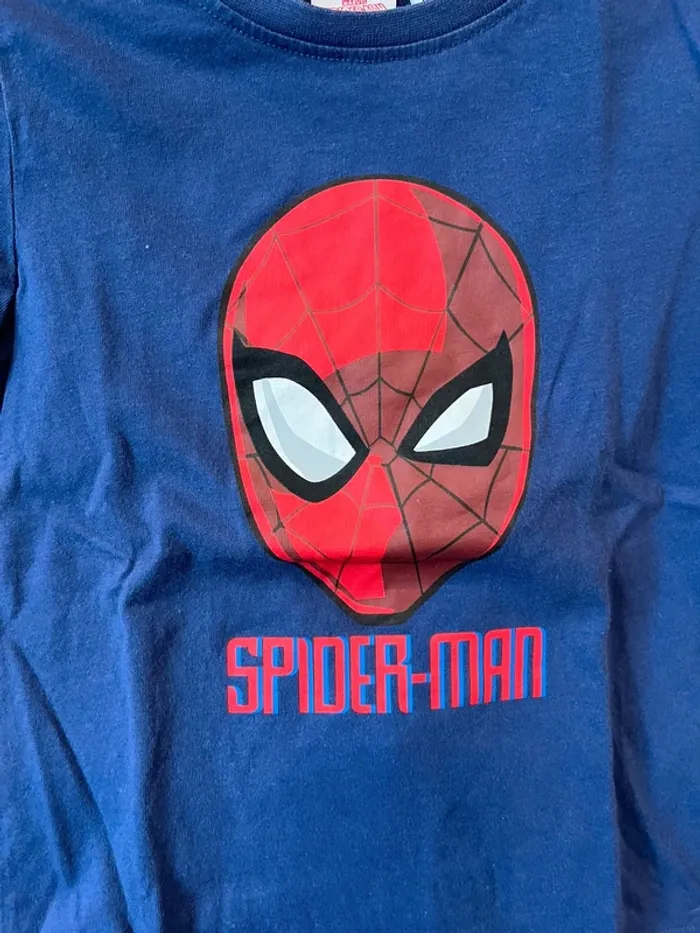 Pyjama Spiderman 5-6 ans - photo numéro 3