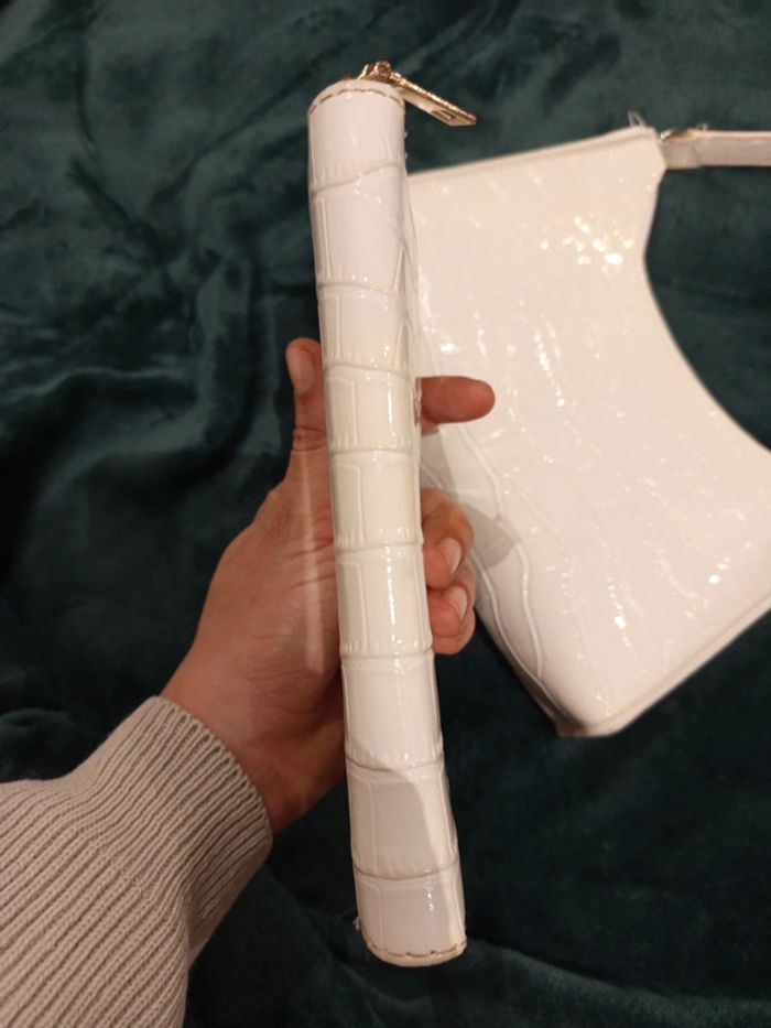 🔝 Lot sac à main et portefeuille porte-monnaie Shein blanc et doré effet croco - photo numéro 9