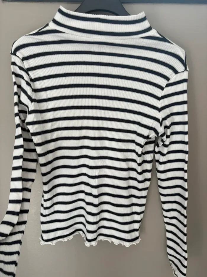 Pull fin col roulé 12 ans - photo numéro 3