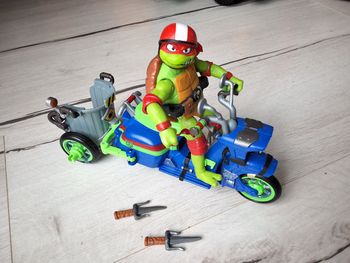Jouet moto de combat scooter bleu Tortue ninja avec figurine Raphael nikelodeon comme neuf 
