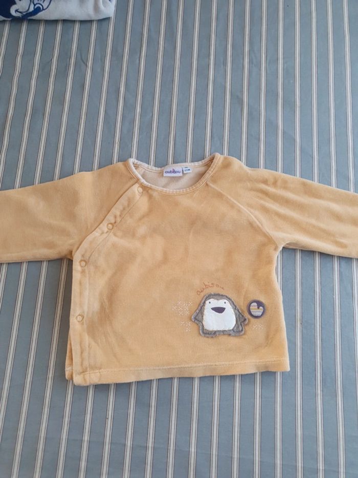 Pull de nuit taille 6 mois