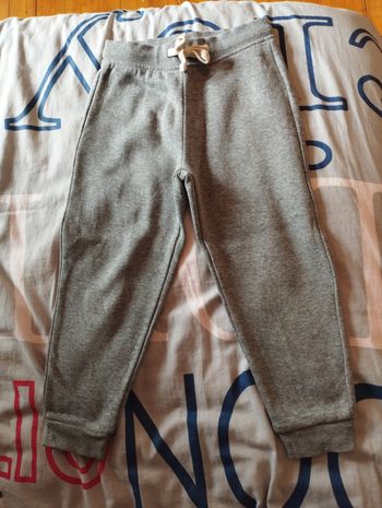 Pantalon jogging gris 4 ans