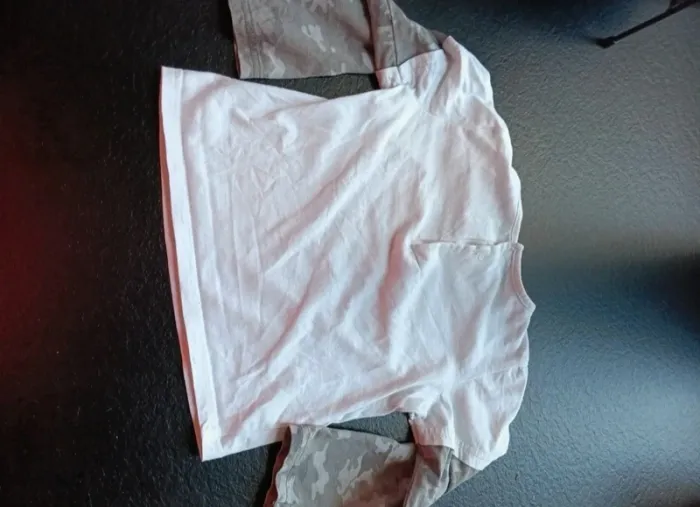 Tee-shirt manche longue taille 24 mois - photo numéro 4