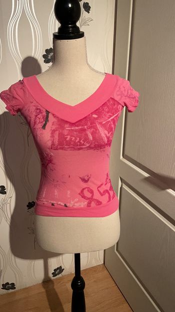 Tee shirt transparent