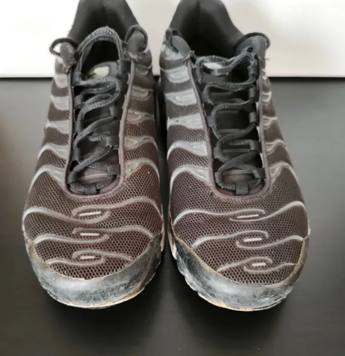 Nike Air Max Plus Tn Noir & Gris - photo numéro 4