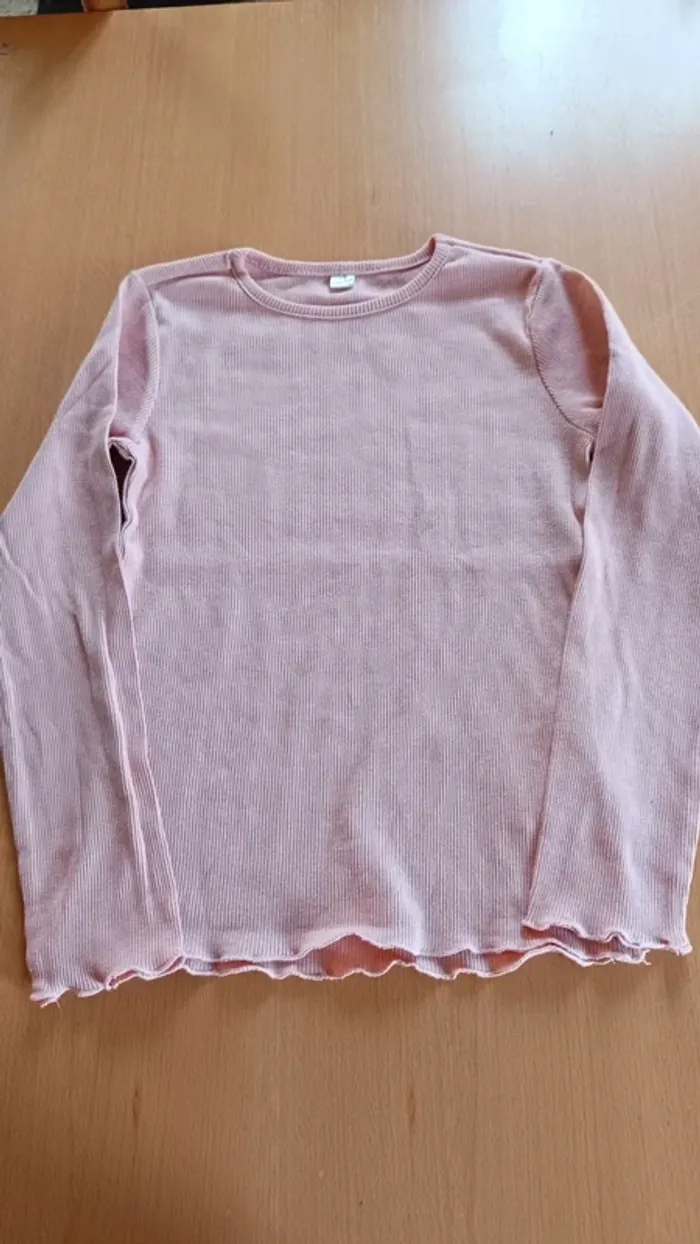 Haut manches longues côtelé rose pâle