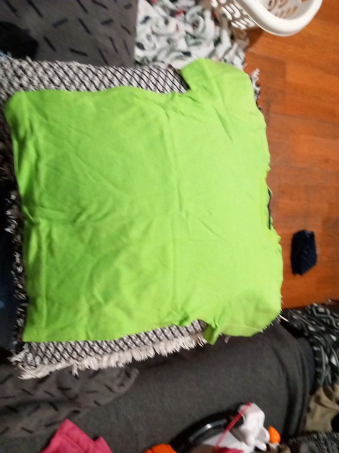 T-shirt taille 98cm 3ans c&a - photo numéro 1
