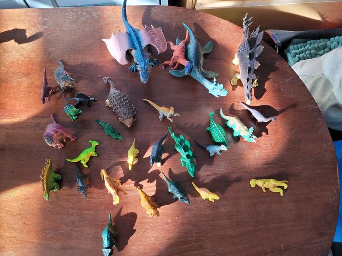 lots de petits dinosaures (5e) - photo numéro 2