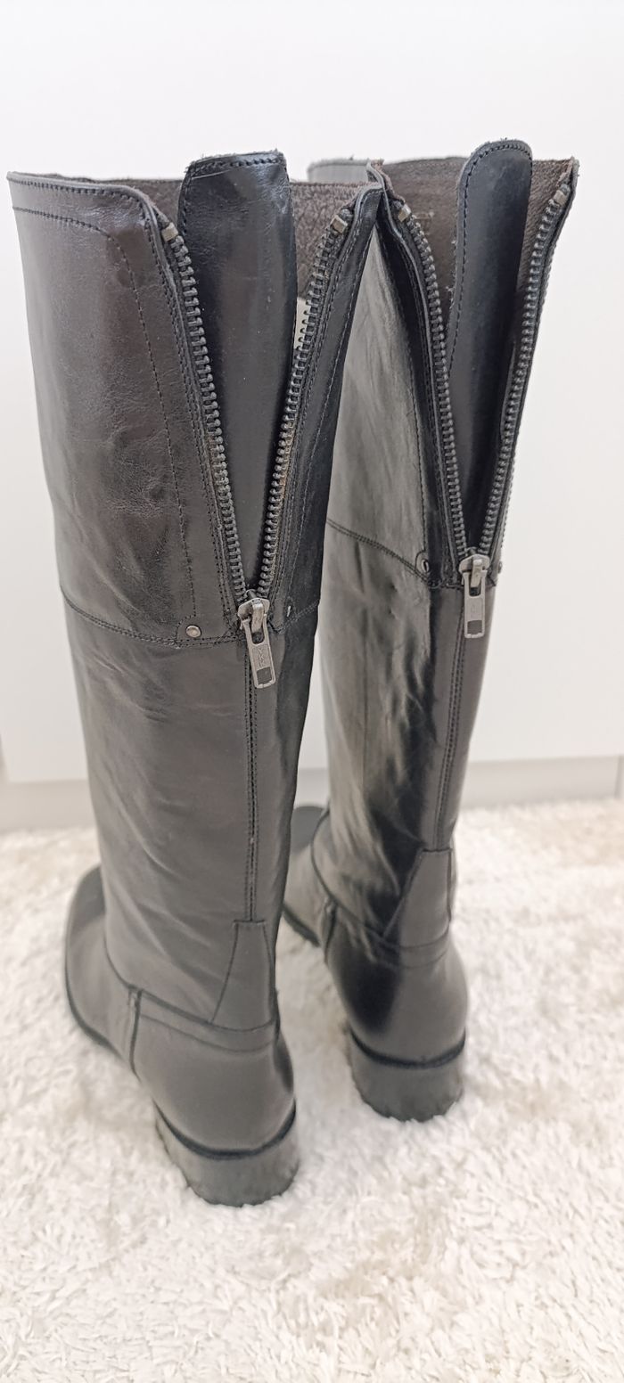 Bottes haute en cuir Neuve - photo numéro 5