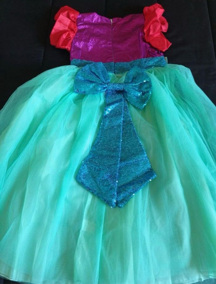 Déguisement robe sirène coquillage + perruque 6ans - photo numéro 5