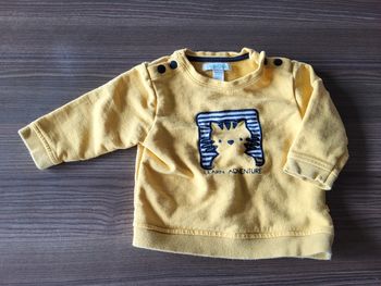 Pull taille 6 mois (68 cm)