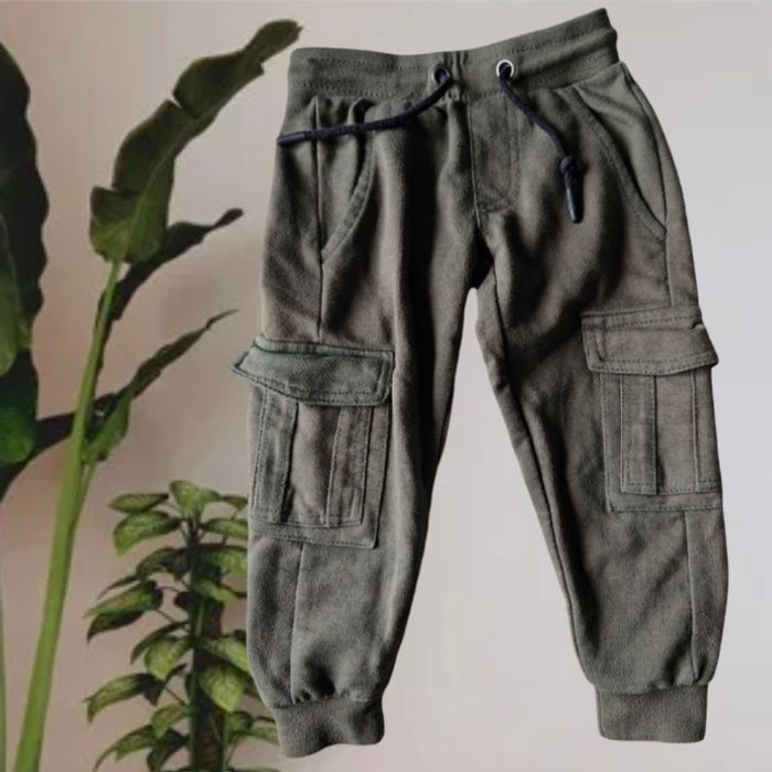 Très beau pantalon cargo taille  élastique