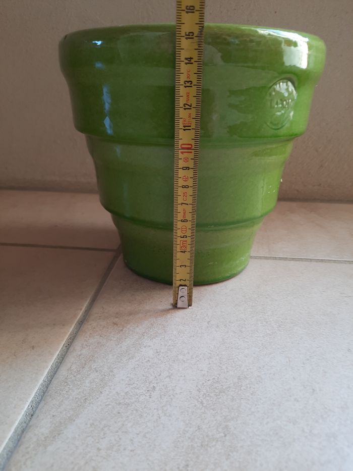 Pot en terre cuite vert - photo numéro 5