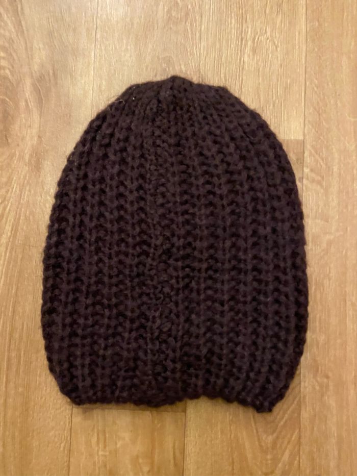 Bonnet bordeaux femme TU - photo numéro 2