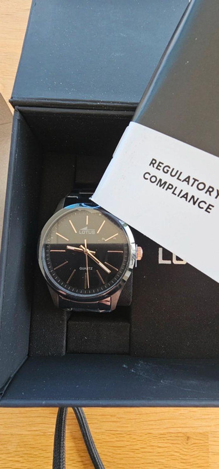Montre Lotus neuve - photo numéro 6