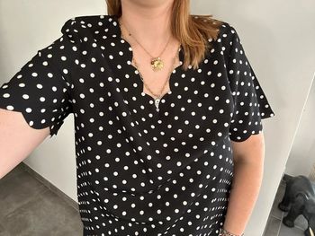 Blouse à pois T44