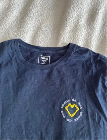 Tee shirt