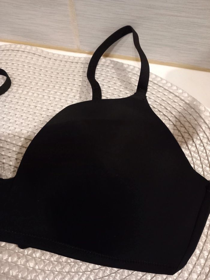 🥰 Soutien gorge  noir taille fr 95d eur 80d Undiz - photo numéro 2