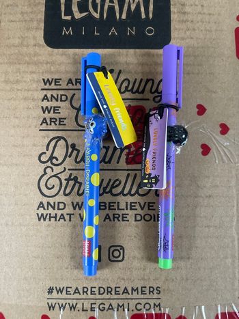 2 stylos Legami Lovely Friends