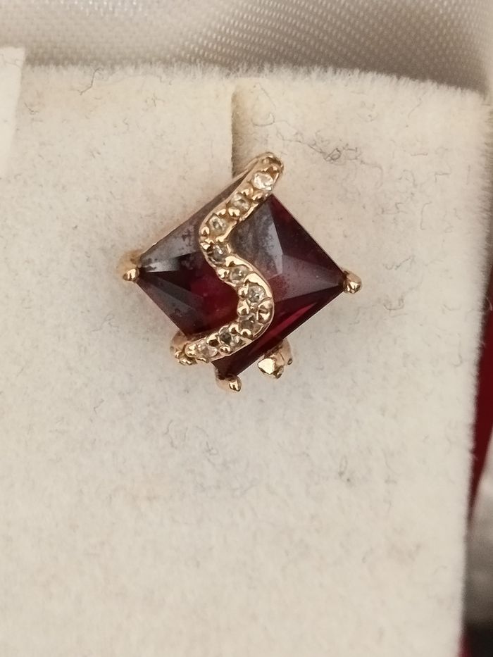 Boucles d'oreilles plaqué or. - photo numéro 3