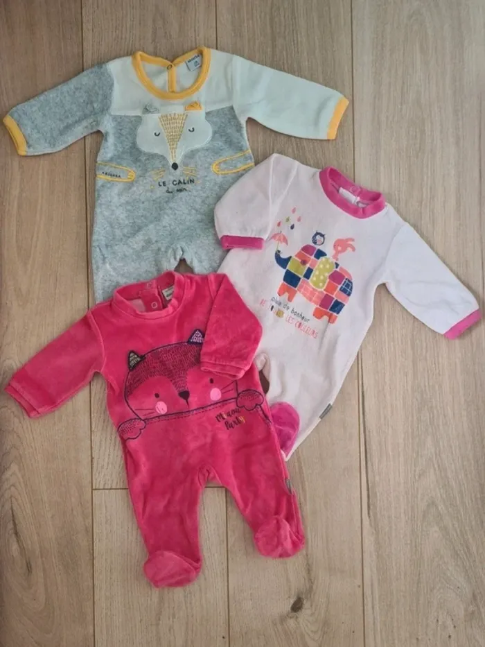 Lot pyjamas Absorba 1 mois