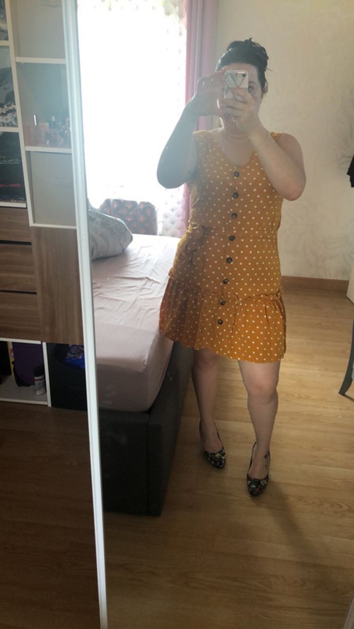 Robe 👗moutarde idéal ete