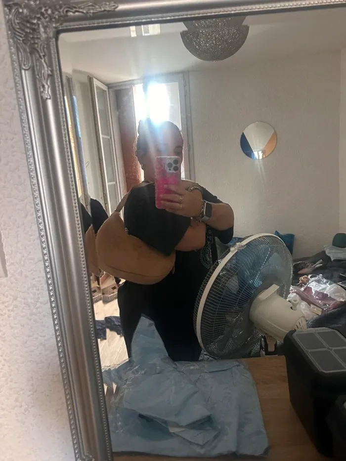 Sac à main épaule beige en fausse fourrure – tendance - photo numéro 4