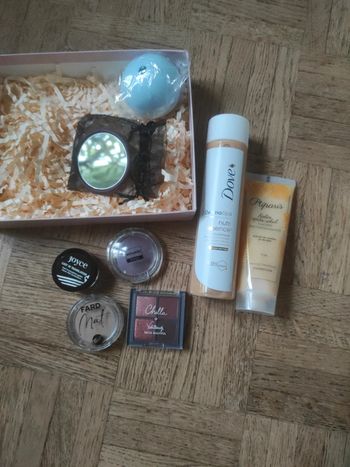 Lot beauté maquillage neuf