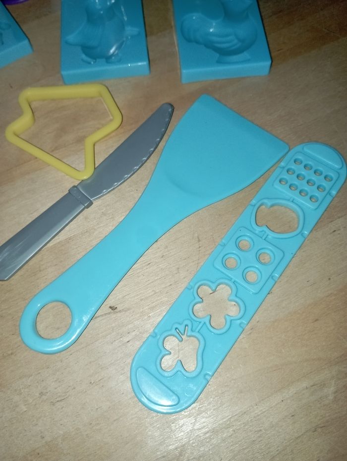 Lot de pâtes a modeler - photo numéro 2