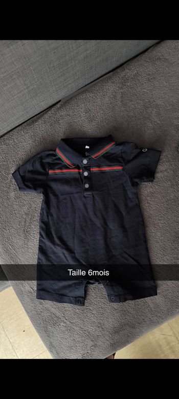 Combinaison Taille 6 mois