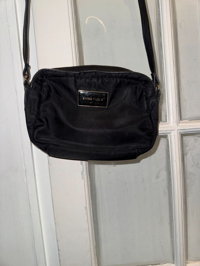 Sac bimba y Lola en toile Valeur 130 euros Plutôt en très bon état mais reste d’occasion - photo numéro 2
