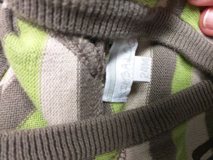 Pull à capuche 2 ans - photo numéro 3