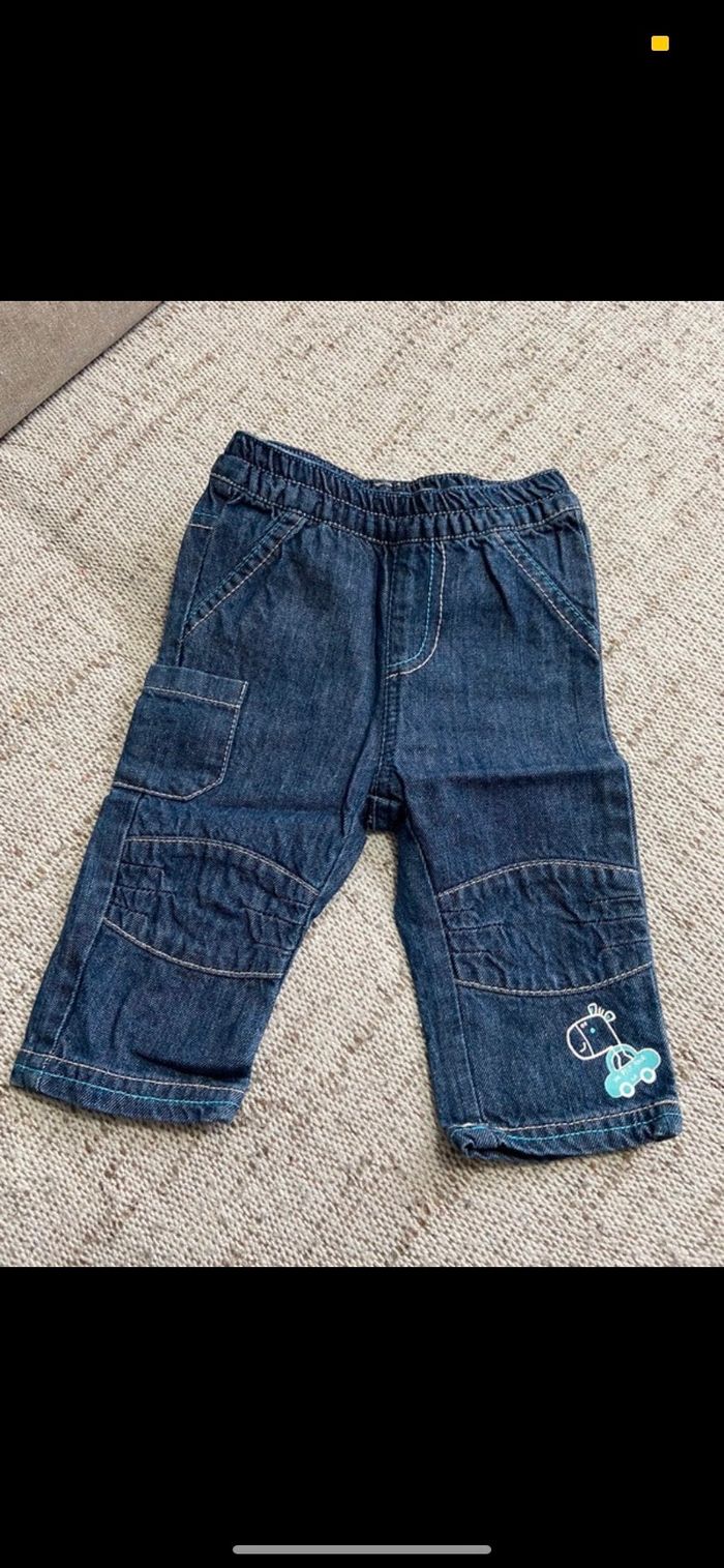 Jean 6 mois