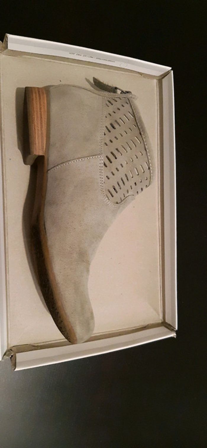 Chaussures grises femme - photo numéro 5