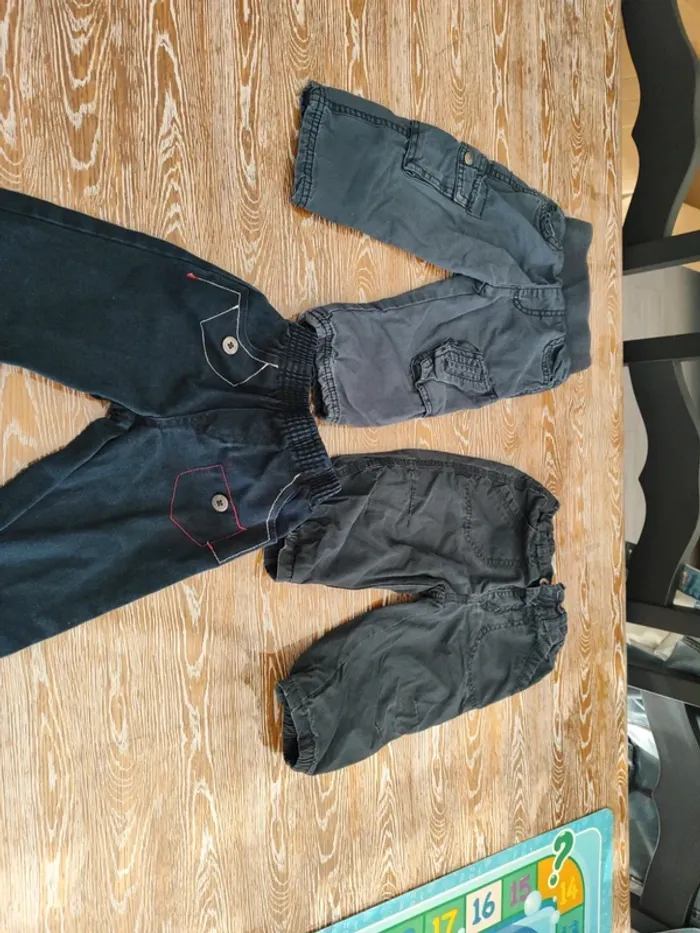 🍁 lots de 3 pantalons 12 mois 🍁
