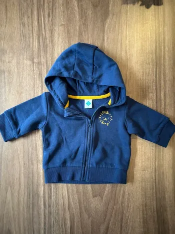 Gilet capuche 3 mois