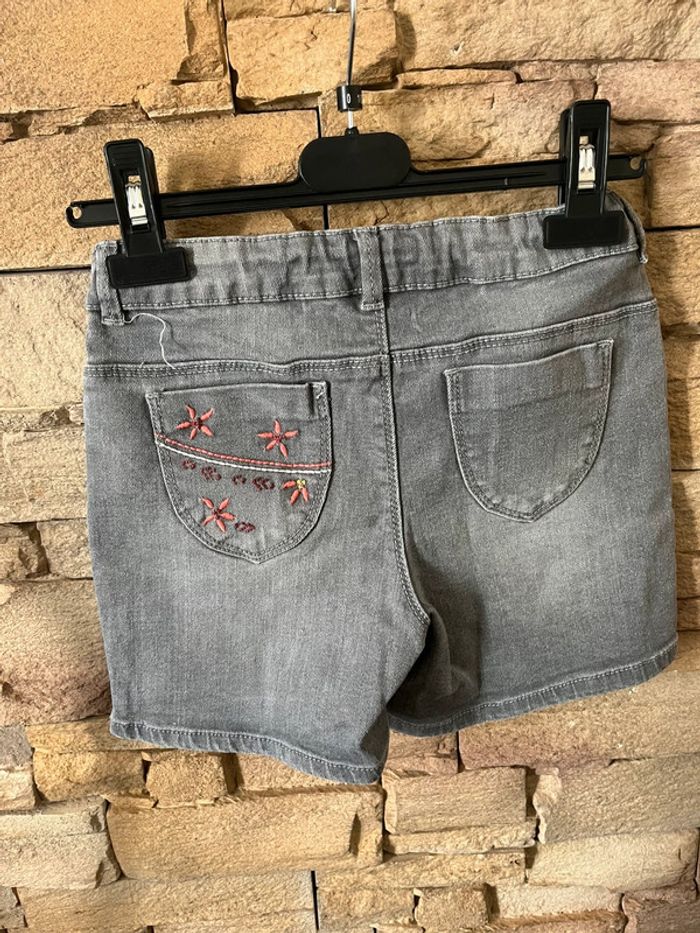 Short en jean gris taille 9-10 ans / 131-143cm - photo numéro 4