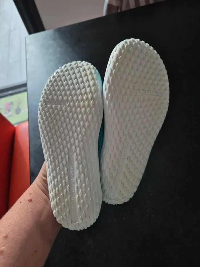 Chaussures aquatiques rivière mer 30/31 - photo numéro 3
